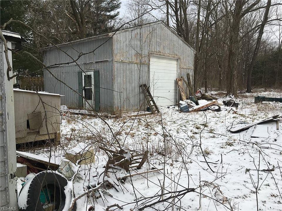 2nd image of 6563 Ridge Rd