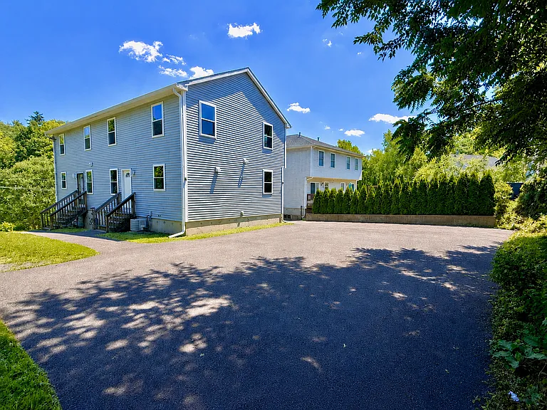 40 Oil Mill Rd #A — Photo 19
