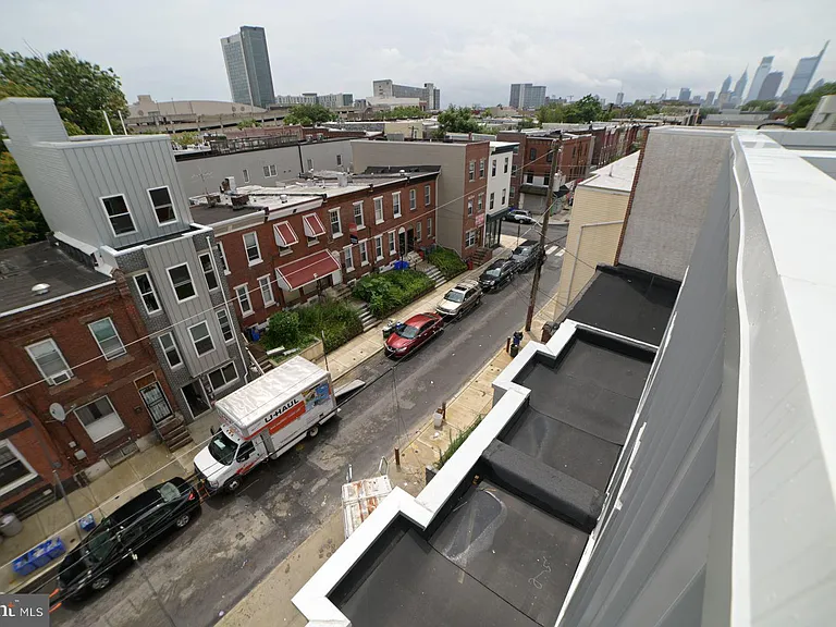 1806 N Willington St #2 — Photo 15