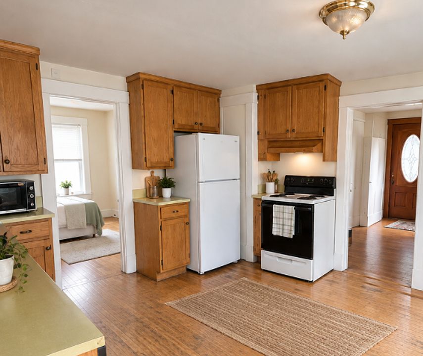 1st image of 241 Main St #241
