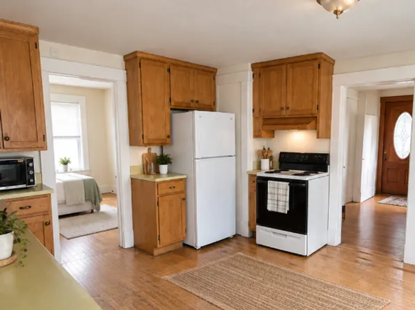 241 Main St #241, Orono, ME 04473