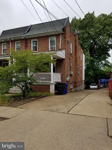 1st image of 1553 19th St N