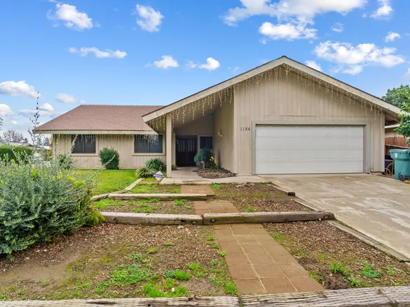 1184 Jamestown Street, Tulare, CA 93274
