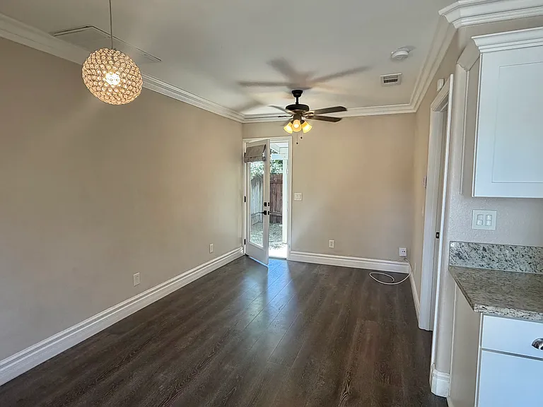 3726 Briscoe St — Photo 6