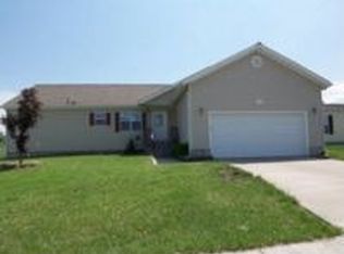 201 SE 44th Pkwy, Topeka, KS 66609