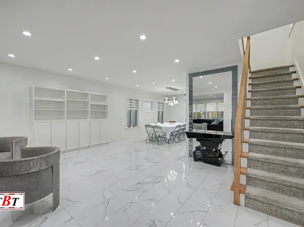 1836 East 27th Street image 5 of 34