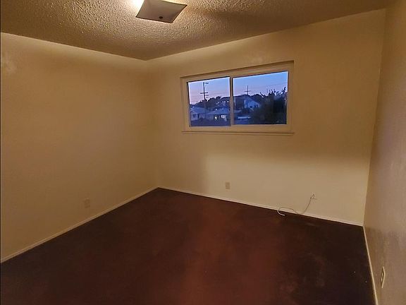 3rd image of 2109 Bush Ave APT B