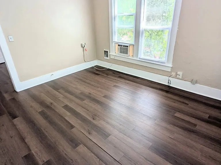 635 Tanglewood St — Photo 3