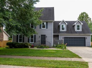 2465 Woodfield Cir, Lexington, KY 40515