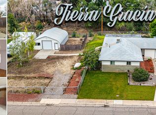 437 Parkland Dr, Aztec, NM 87410