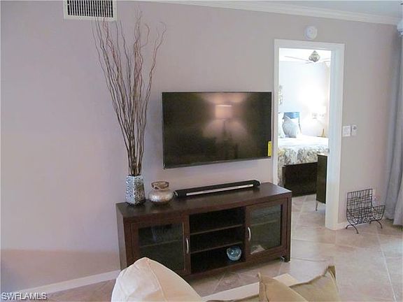 4th image of 13150 White Marsh Ln APT 102