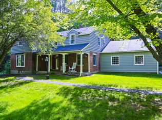 233 Mountain Dr, Pittsfield, MA 01201