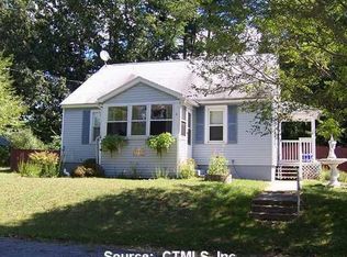 6 Robert St, Brooklyn, CT 06234
