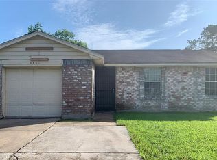 4751 E Ridgecreek Dr, Houston, TX 77053