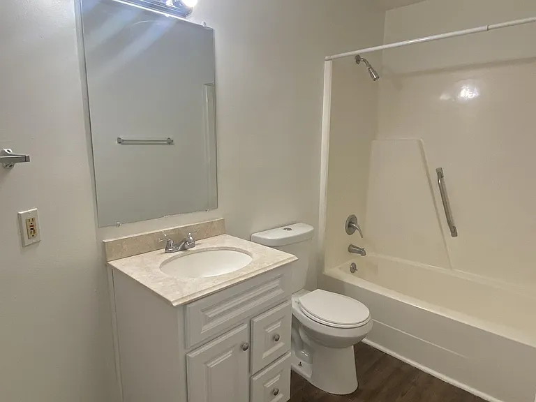 6400 Starbrook Dr #1 — Photo 29
