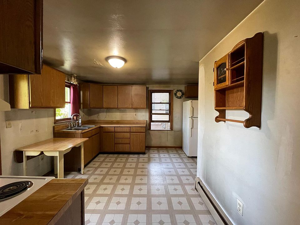 426 W Baraga Ave 2, Marquette, MI 49855 Zillow