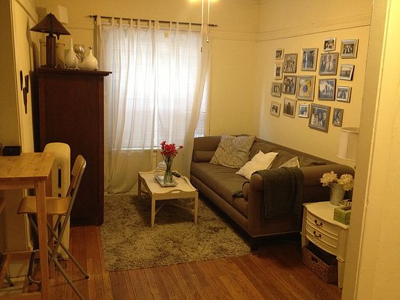 3rd image of 634 W Arlington Pl #30FT