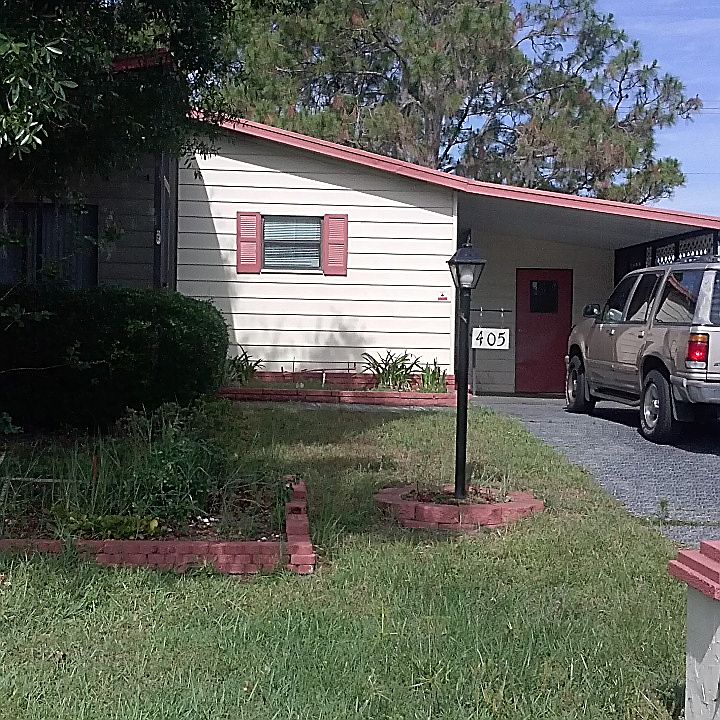 1st image of 405 Village Cir SW