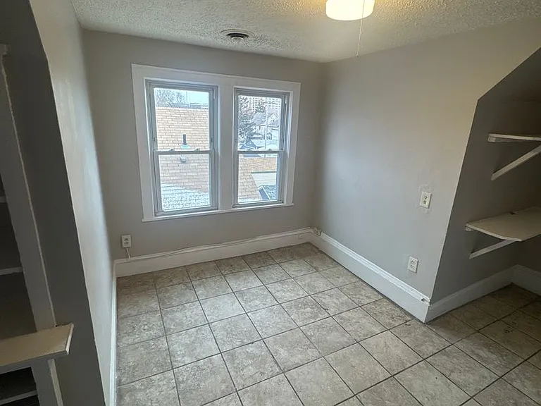 3153 Columbus Ave — Photo 3