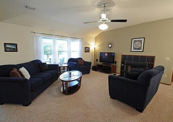 4th image of 317 Harrogate Dr