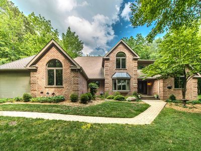 1935 Pierce Rd, Chelsea, MI, 48118