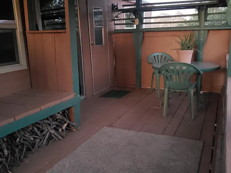 Screened in porch
