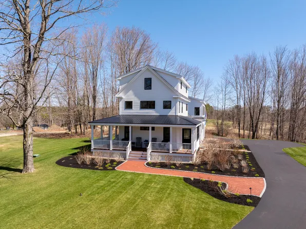 1352 State Road, Eliot, ME 03903