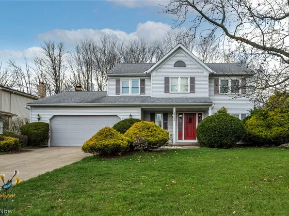 14126 Crystal Creek Dr, Strongsville, OH 44136