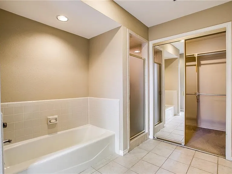 249 Simmons Dr — Photo 22