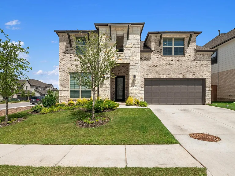 6220 Hilltop Plateau Dr — Photo 2