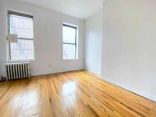 Rented by Bond New York | media 3