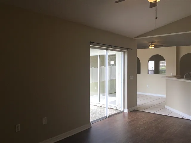 1350 Rolling River Rd — Photo 8