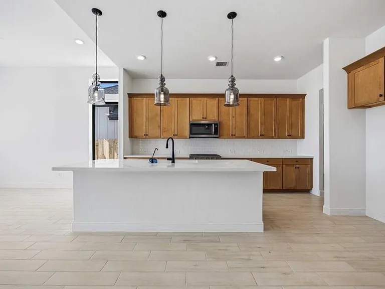 10326 Water Harbor Dr — Photo 5