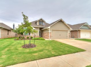 9205 NW 123rd St, Yukon, OK 73099