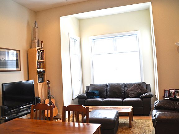 3rd image of 5551 Illinois Ave NW APT 202