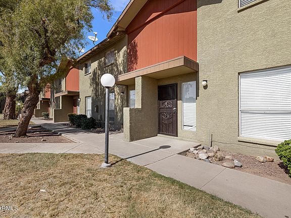 2nd image of 4615 N 39TH Avenue #18