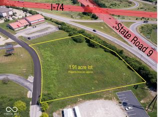 22 W Rampart Rd, Shelbyville, IN 46176