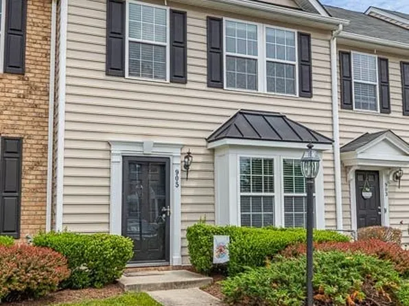 905 Kitty Hamilton Cir, Ashland, VA 23005