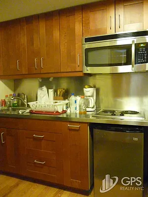 Rented by GPS Realty NYC | media 25