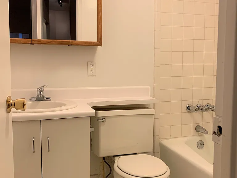 101 W 86th St #2E — Photo 5