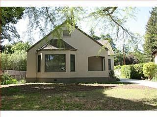 2nd image of 73 Maple Ave