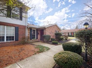 2054 Sunset Dr #J48, Hamilton, OH 45013