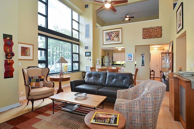 1st image of 401 E Ontario St APT 207