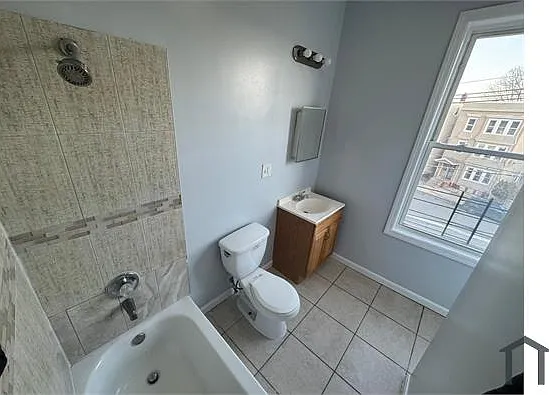 737 S 14th St #3 — Photo 4