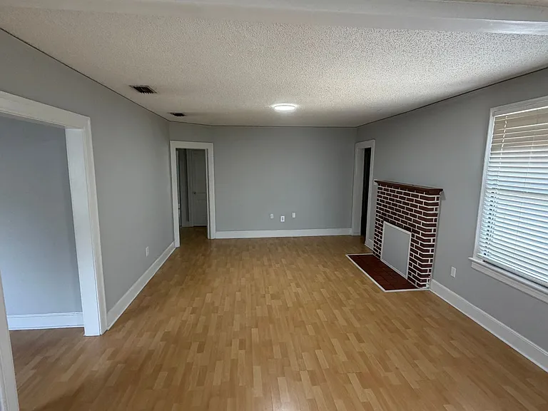 5324 Fremont St — Photo 12