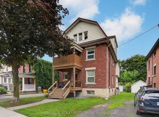 35 Craig St #1, Ottawa, ON K1S 4B6