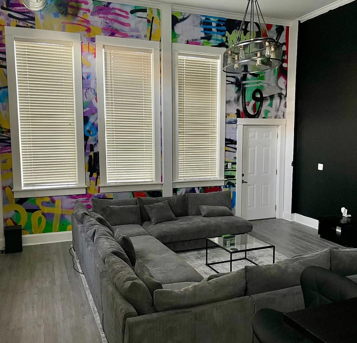 2 bed, 1.5 bath, 1428 sqft, $2,300 — Photo 4