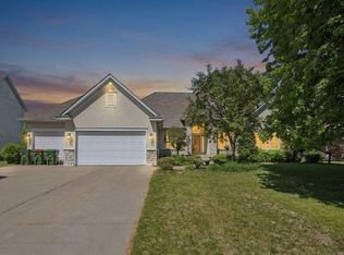 6243 Hollow Ln, Lino Lakes, MN 55014