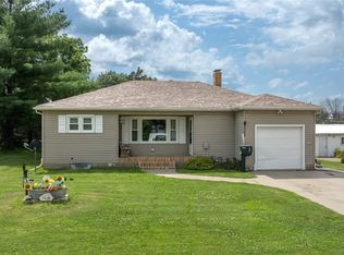 1305 E Ave, Vinton, IA 52349