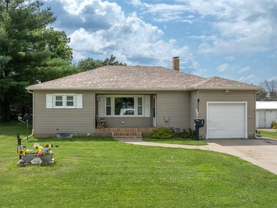 1305 E Ave, Vinton, IA, 52349